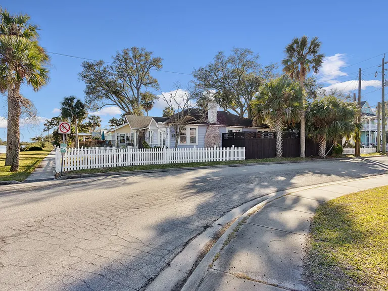 67 Park Pl — Photo 40