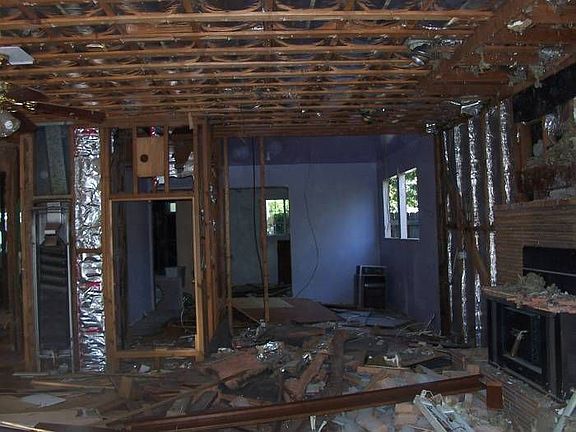 2nd image of 3019 Arden Way