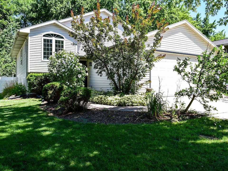 1st image of 1800 Patricia Ln