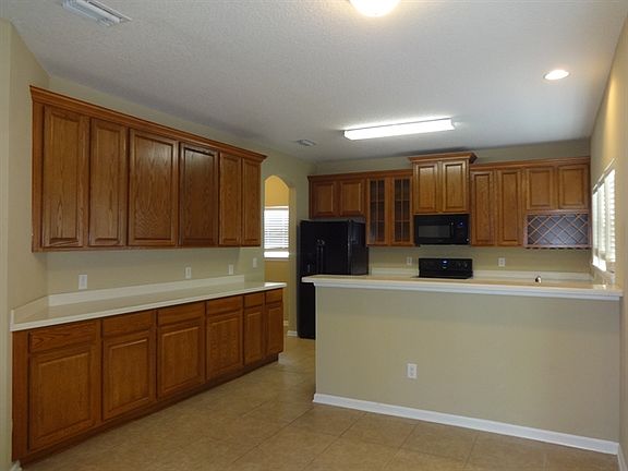 2nd image of 756 Porto Cristo Ave