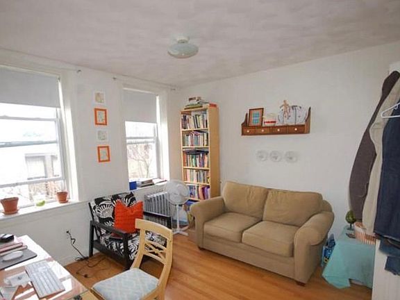 3rd image of 4 Vinal St #555
