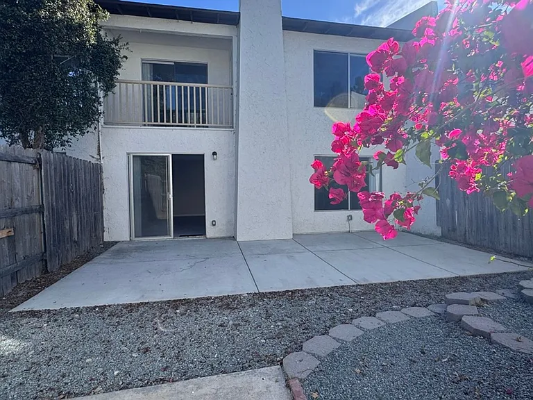 9847 Genesee Ave — Photo 12