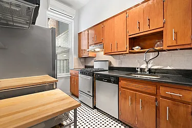 Rented by NextStopNY