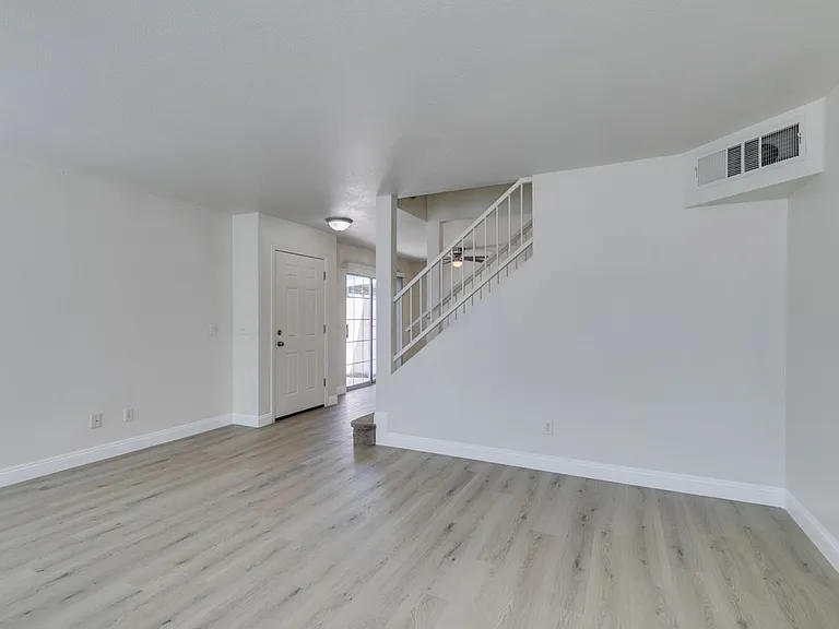 8476 Indigo Sky Ave — Photo 7