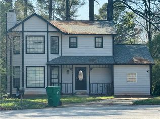 948 Lake Drive Ct, Stone Mountain, GA 30088