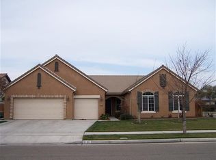 5130 W Elkhorn Ct, Visalia, CA 93277
