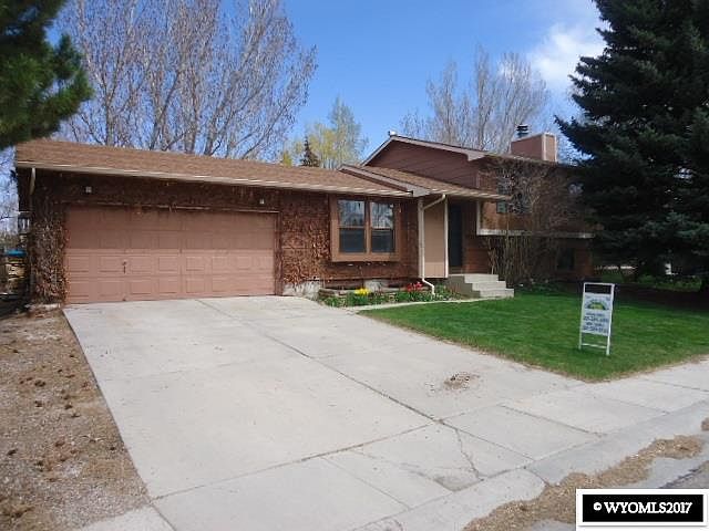 1st image of 3337 Sierra Cir