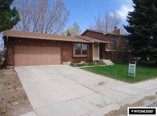 3337 Sierra Cir, Rock Springs, WY 82901