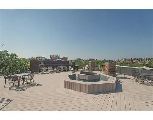 Building Photo - 252 Commonwealth Ave #20B