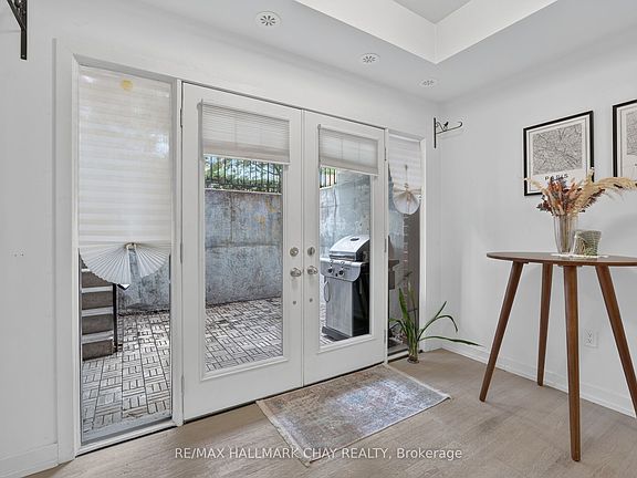 3rd image of 140 Broadview Ave #52