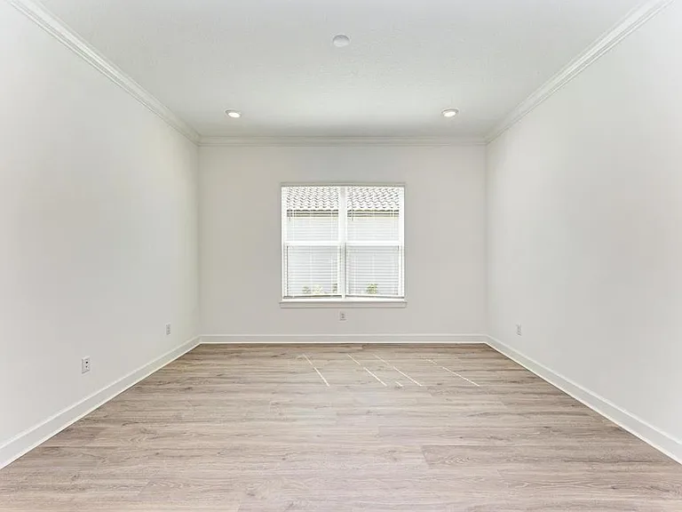 16403 Umbria Pl — Photo 35