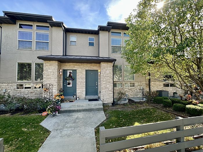 1st image of 7942-5090 S West Lilac Dr