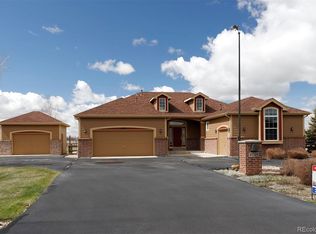 42129 Las Colinas Dr, Elizabeth, CO 80107