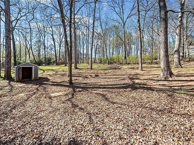 228 Hawkins Farm Cir — Photo 40
