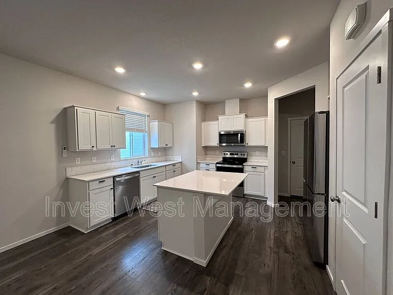 2635 NE 116th Pl — Photo 6