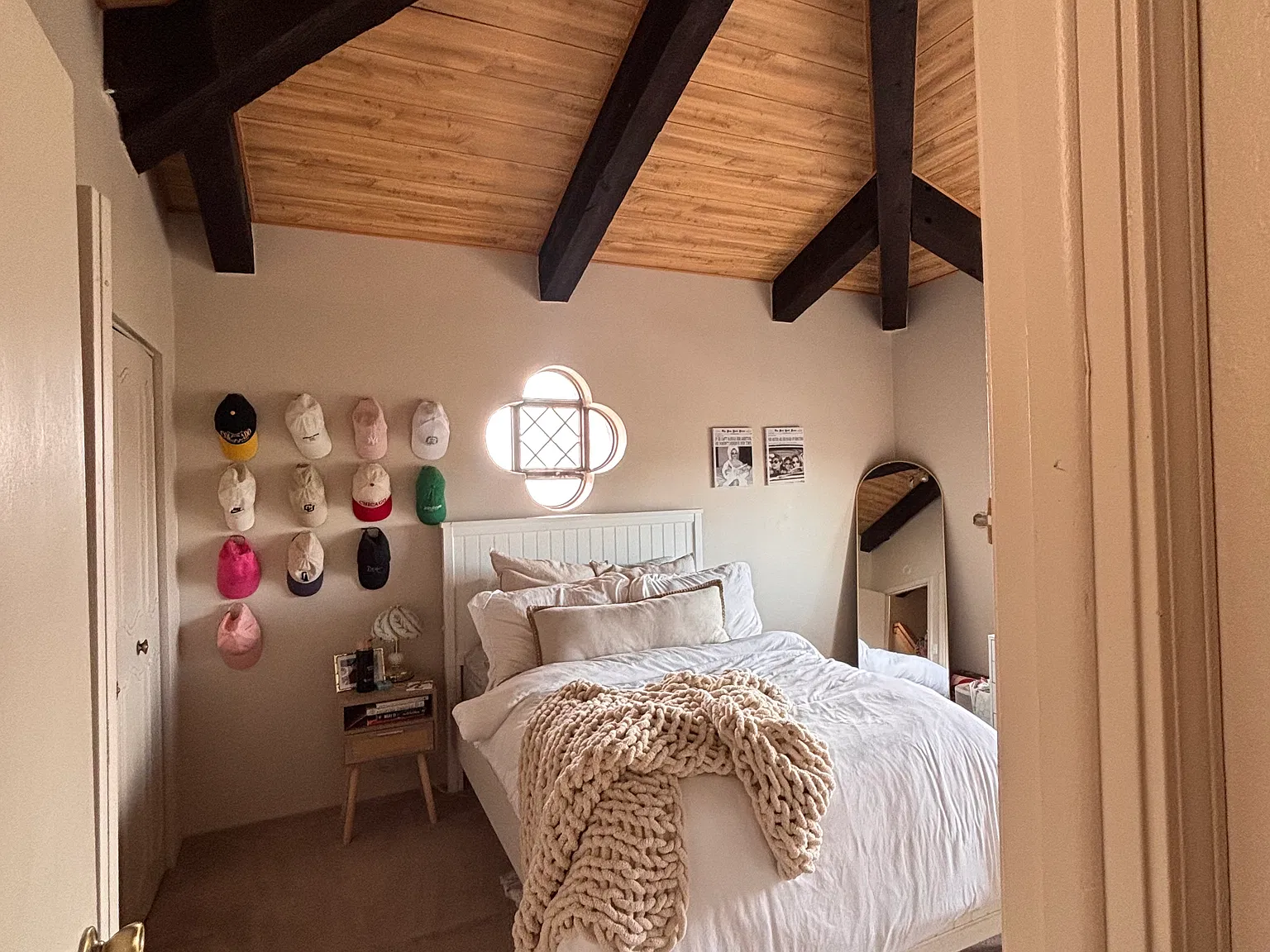 4 bed, 1440 sqft, $1,600 — Photo 1