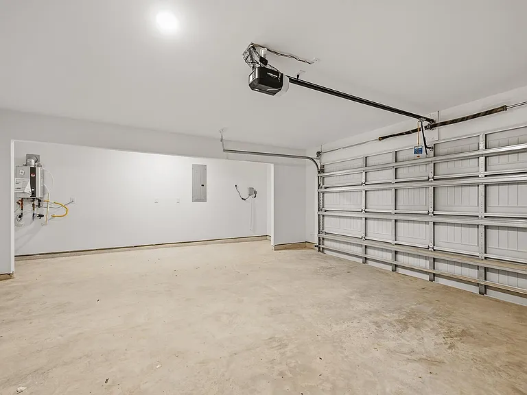 16634 Villa Del Mar Ln — Photo 41