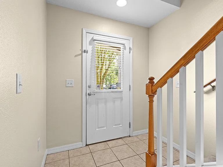 2412 Middleton Grove Dr — Photo 19