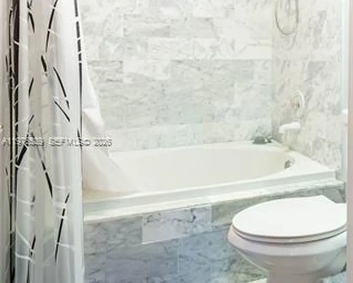 9341 Collins Ave #1204 — Photo 19