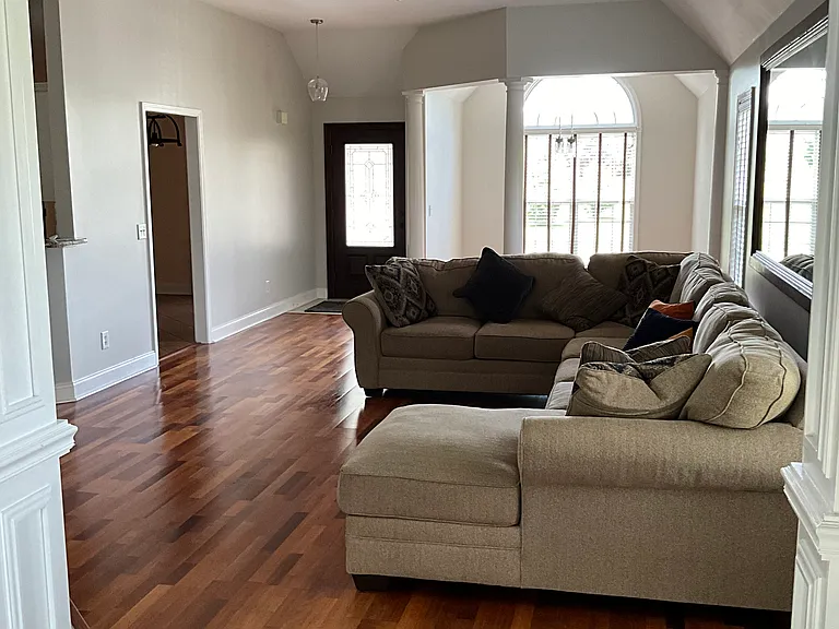 1014 Manderlay Way — Photo 4