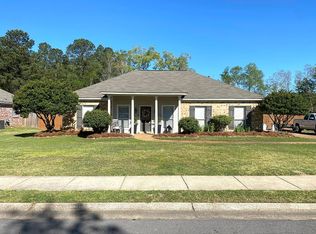 172 Oak Grove Dr, Brandon, MS 39047