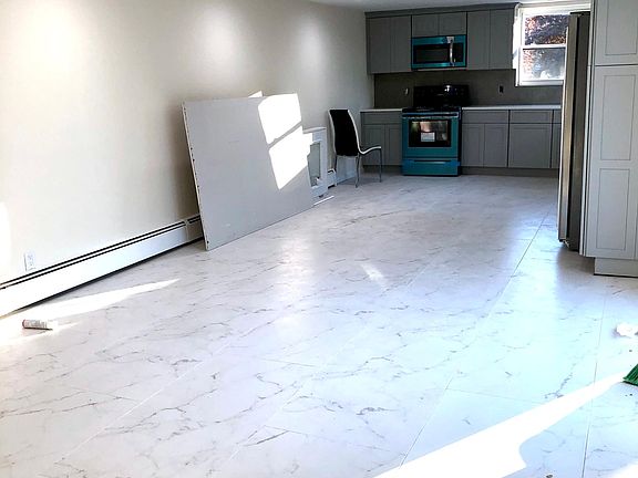 2nd image of 43 Mahopac Ave #2