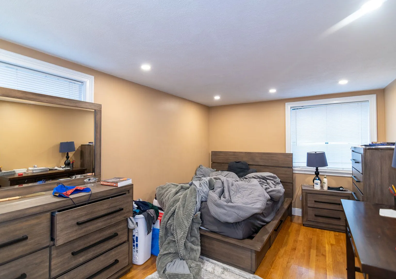 Avl NOW No Fee! Spacious 1BR near Packard's Corner, BU, with AC! — Photo 3