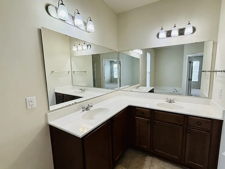 5373masterbath_06242026