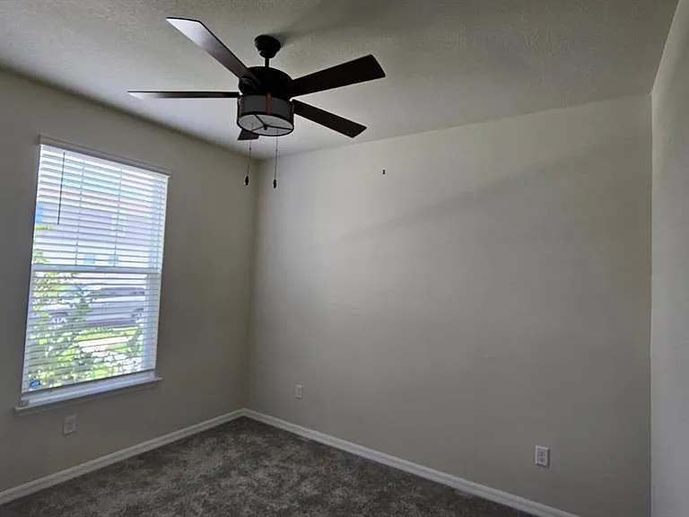 10274 Hadley St — Photo 5