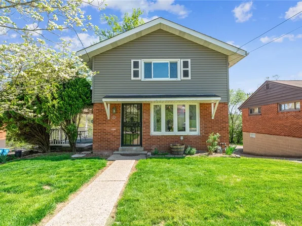 212 Hart Dr, Pittsburgh, PA 15235
