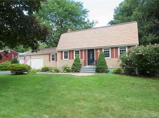 11 Whispering Rod Rd, Unionville, CT 06085