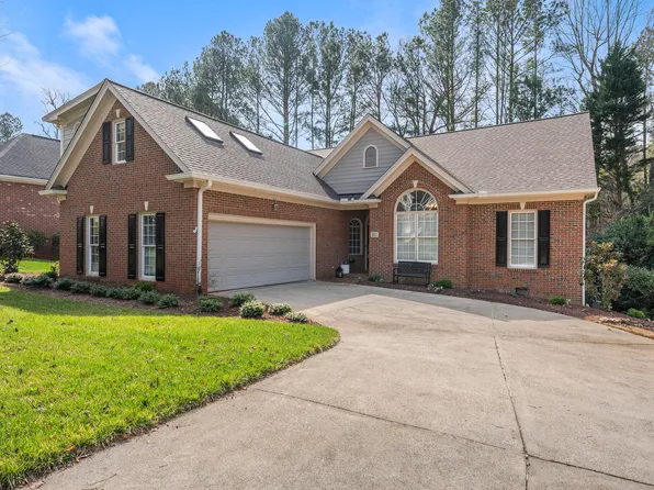 933 Tanworth Dr, Raleigh, NC 27615