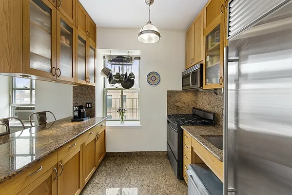 Sold by Nest Seekers International | media 2