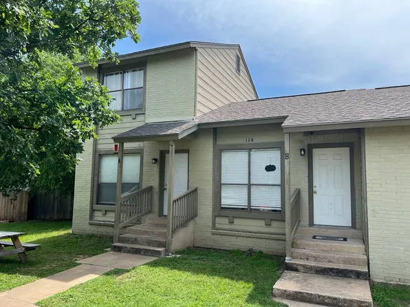 128 Hillside Dr #A, Elgin, TX 78621