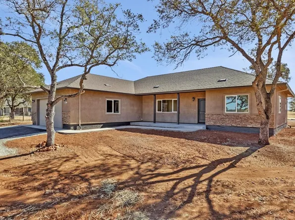 8548 McAtee St, Valley Springs, CA 95252