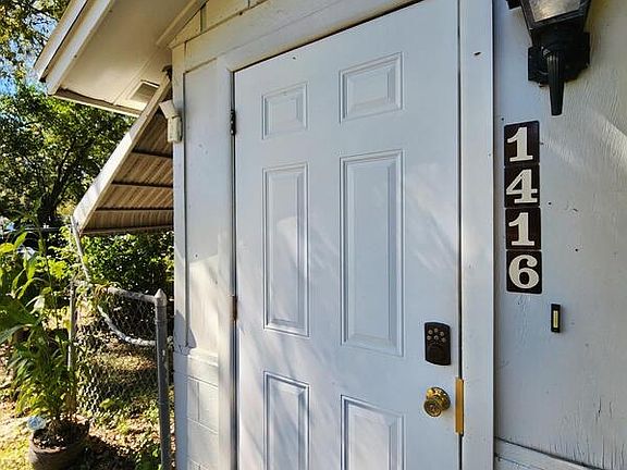 2nd image of 1416 Warwick Pl
