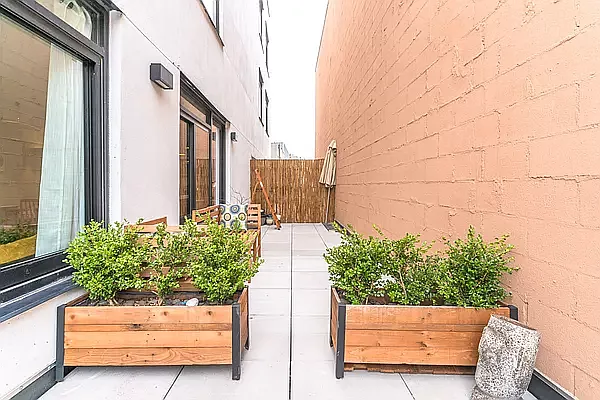 Rented by MySpaceNYC | media 14