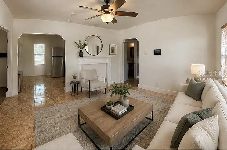 702 W Peninsular St — Photo 4