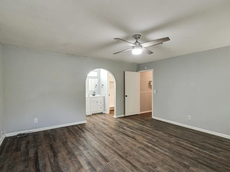 3510 Kent Ln — Photo 14