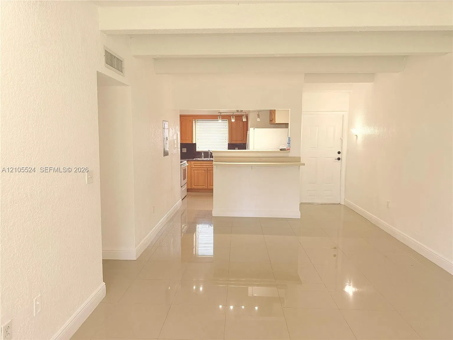 Village At Dadeland Condo — Photo 4
