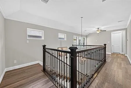 51 Banbury Ct — Photo 34