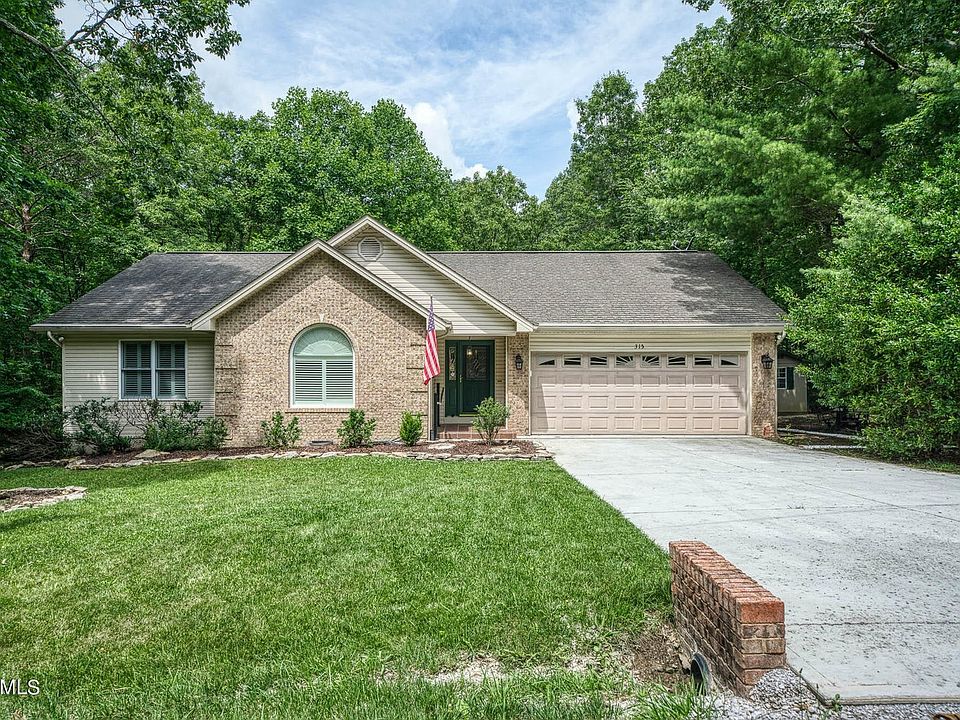 1st image of 315 Albemarle Cir