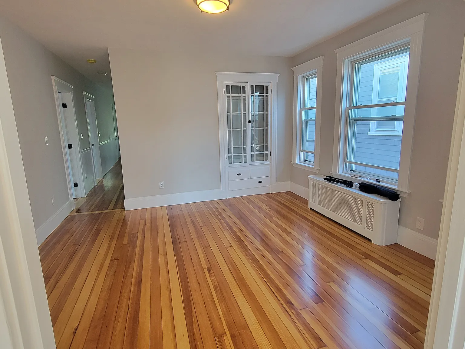 2 bed, 1150 sqft, $3,000 — Photo 3