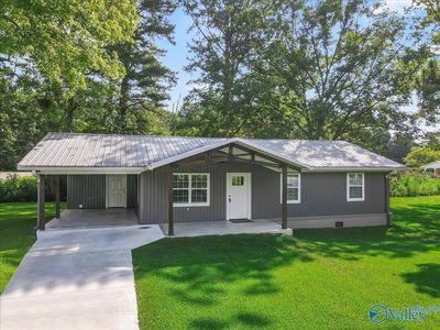 814 Colonial Dr NE, Arab, AL, 35016