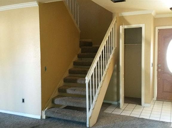 4th image of 5910 Stacy Ave