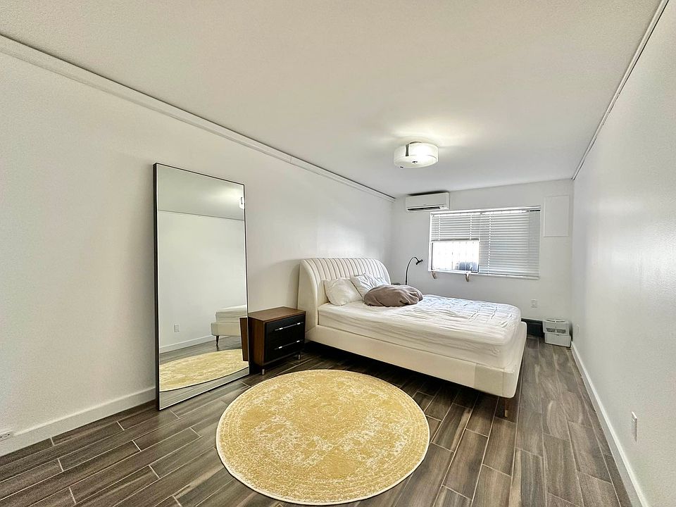 2nd image of 30-96 32nd St #1R