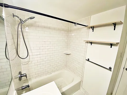 Rented by Brooklyn Property Group LLC | media 44