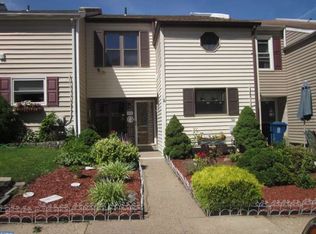 5076 Winfield Ct, Bensalem, PA 19020