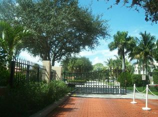 4963 NW 66th Ave, Lauderhill, FL 33319