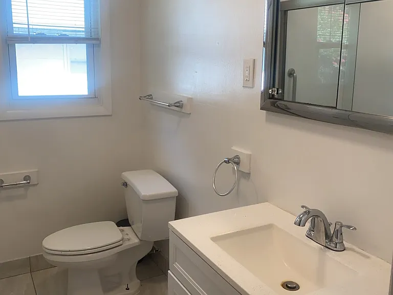 6215 Auth Rd — Photo 19
